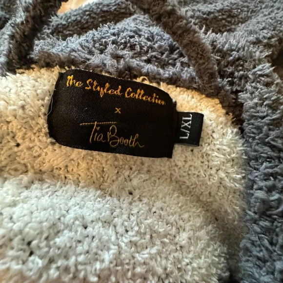 The Styled Collection x Tia Booth Skeleton Robe L/XL Gray - Picture 5 of 6